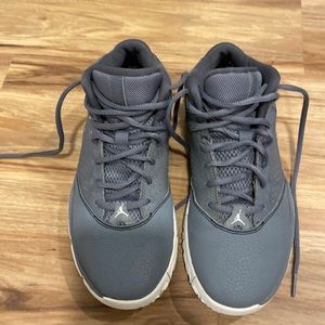 Nike Jordan Youth basketball sneakers, youth size 5. GUC, lots of life left!